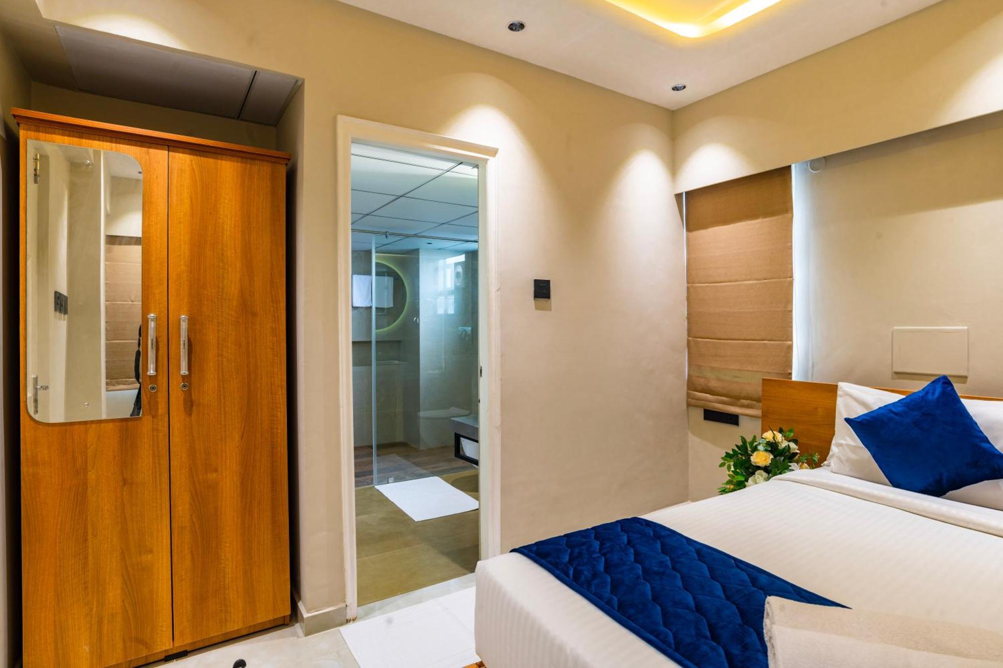 Ima House Hotell Kochi Exteriör bild